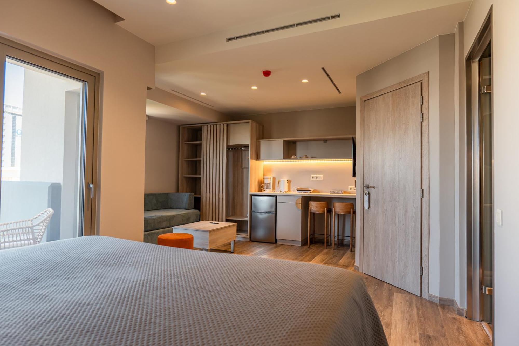 Wellnest Hotel Афіни Екстер'єр фото